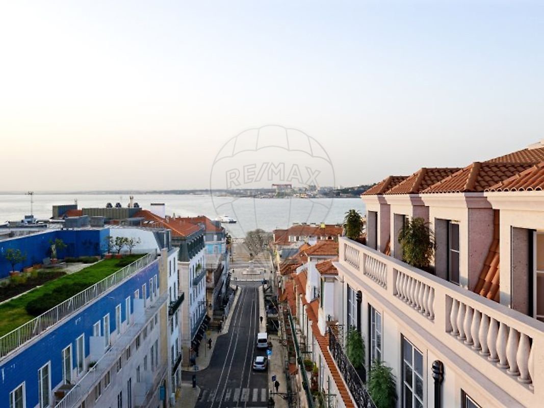Apartment in Misericordia, Lisbon, Portugal 1 - 16660121