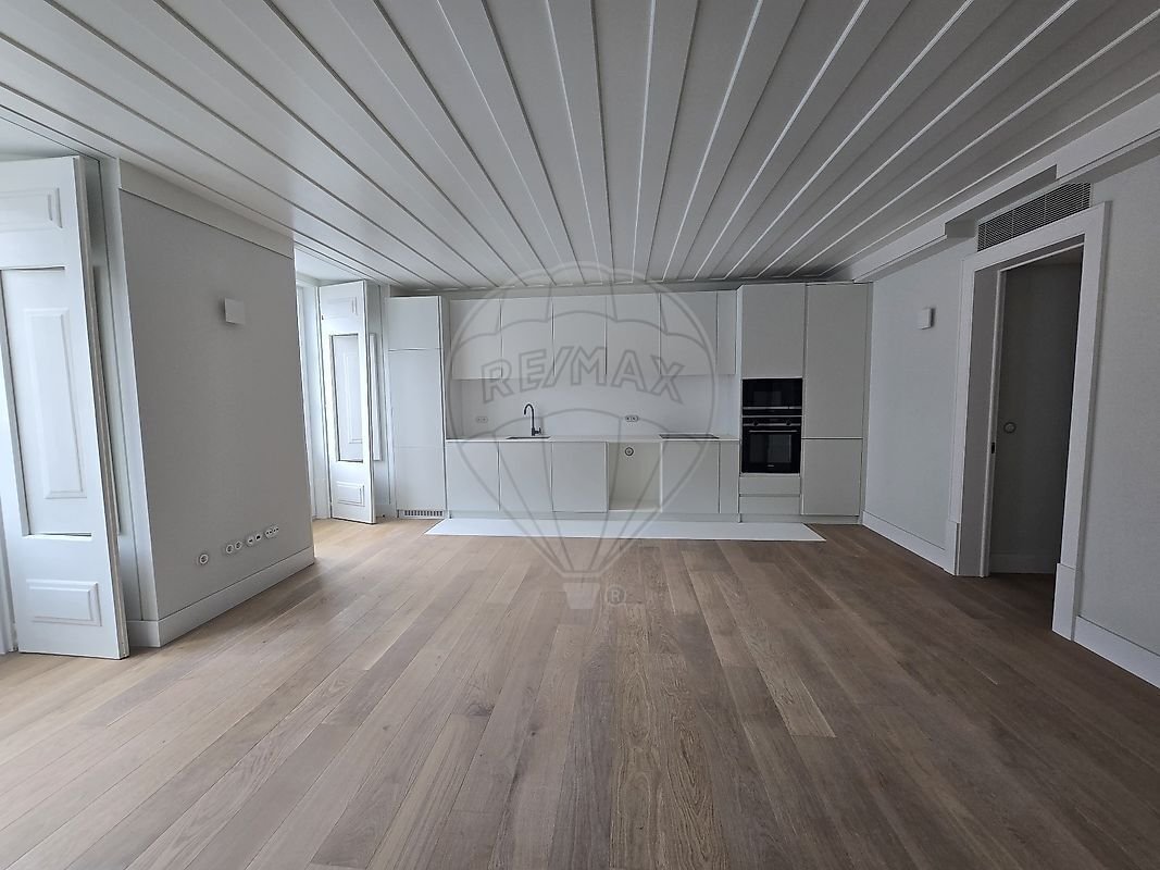 Apartment in Misericordia, Lisbon, Portugal 4 - 16660125