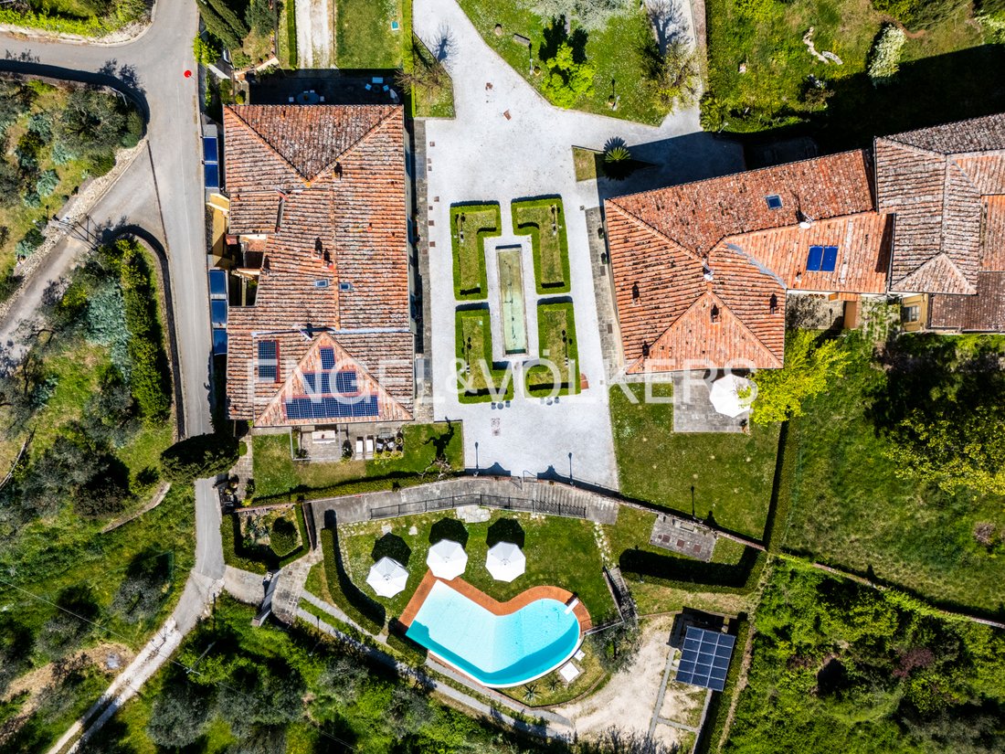 Villa in Center - La Rocca, Comeana, Tuscany 2 - 15665156