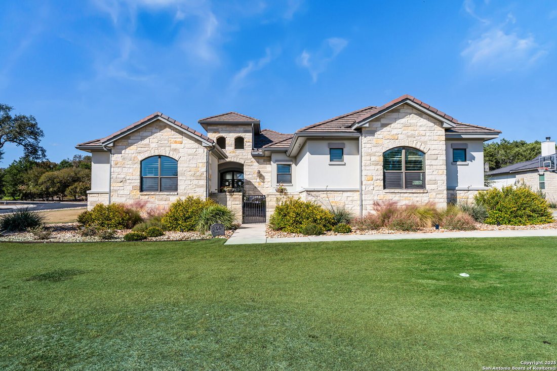 House in New Braunfels, Texas, United States 1 - 16660384
