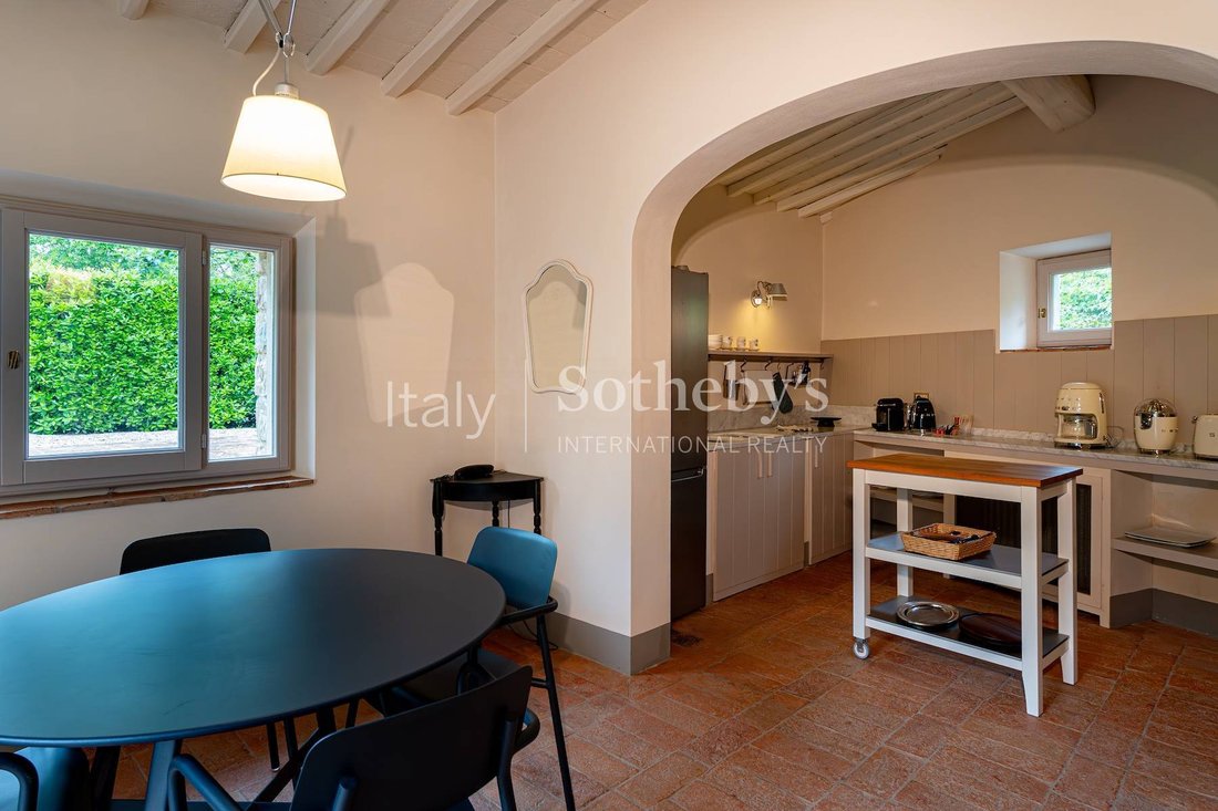 House in Center, Greve in Chianti, Tuscany 4 - 16660357