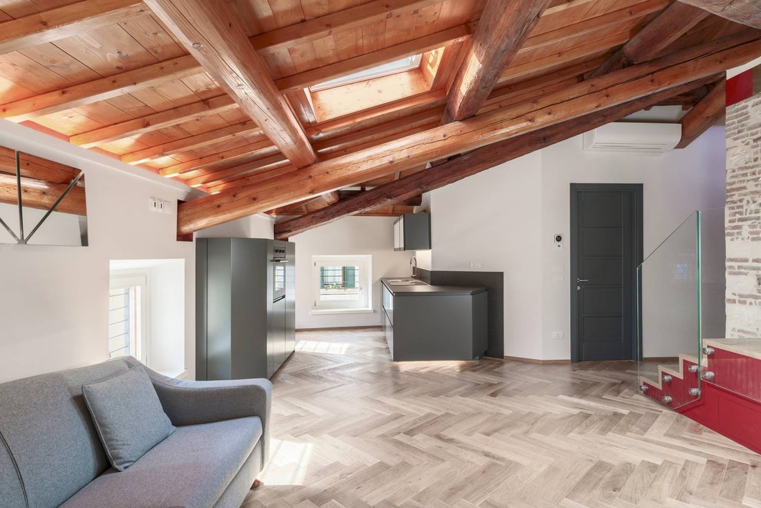 Apartment in Center, Verona, Veneto 1 - 16661078