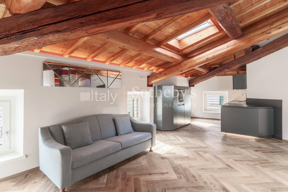 Apartment in Center, Verona, Veneto 2 - 16661078