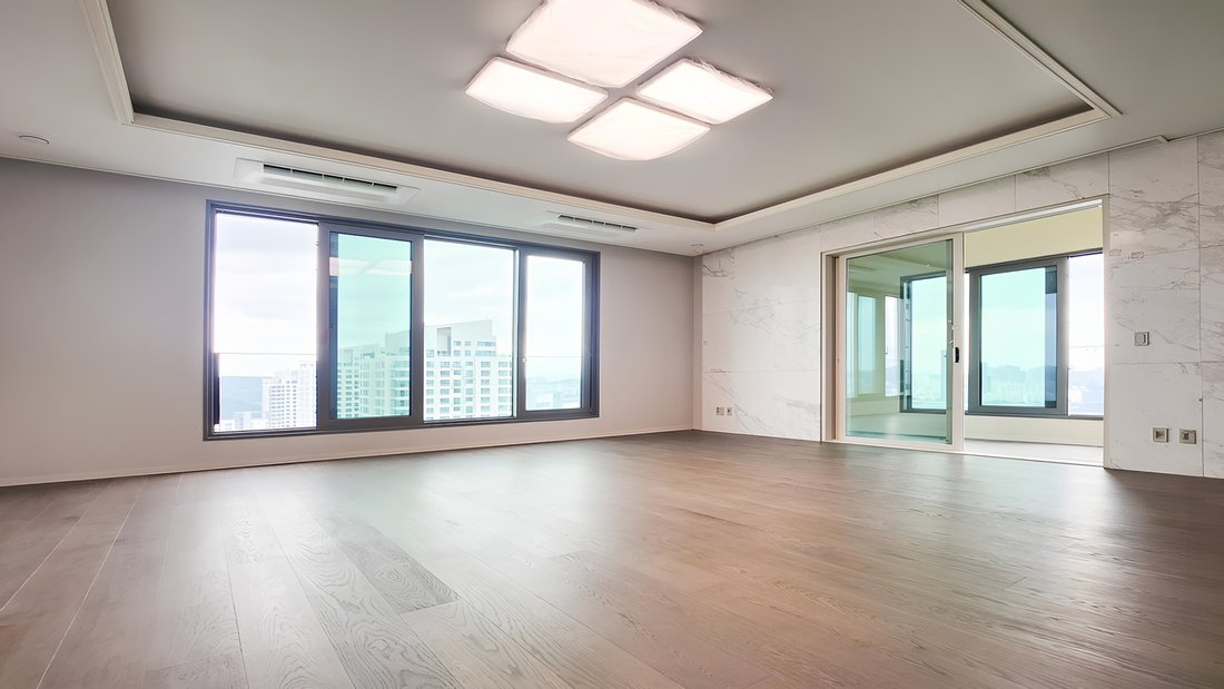 Apartment in Seoul, Seoul, South Korea 2 - 16661080