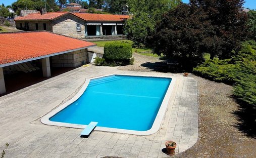 Villa à Santo Isidoro e Livracao, District de Porto, Portugal 1