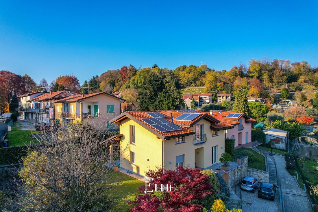 Villa in Laveno-Mombello, Lombardy, Italy 3 - 16661238