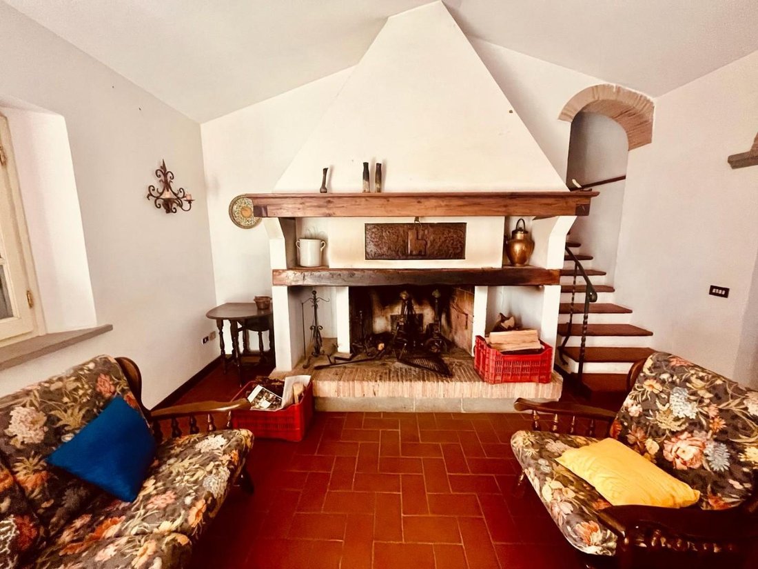 Country House in Center, Vinci, Tuscany 5 - 16663723