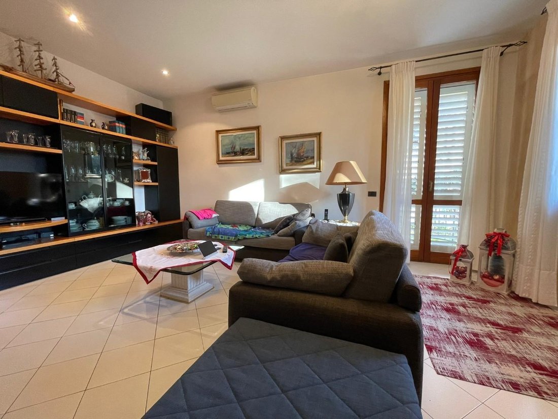 Villa in Center, Vinci, Tuscany 3 - 16663521