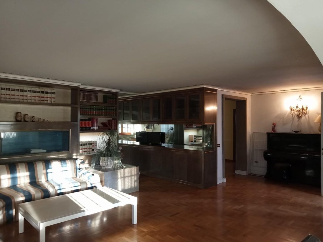 Villa in Historic Center, Empoli, Tuscany 3 - 16663563