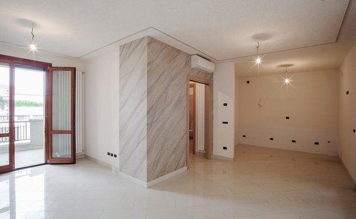 Apartment in Historic Center, Empoli, Tuscany 1