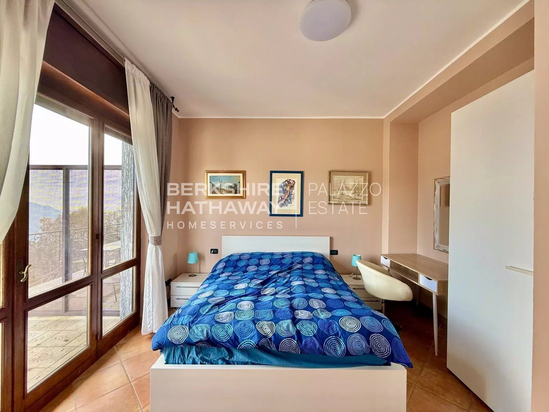 Villa in Verbania, Piedmont, Italy 4 - 16663580