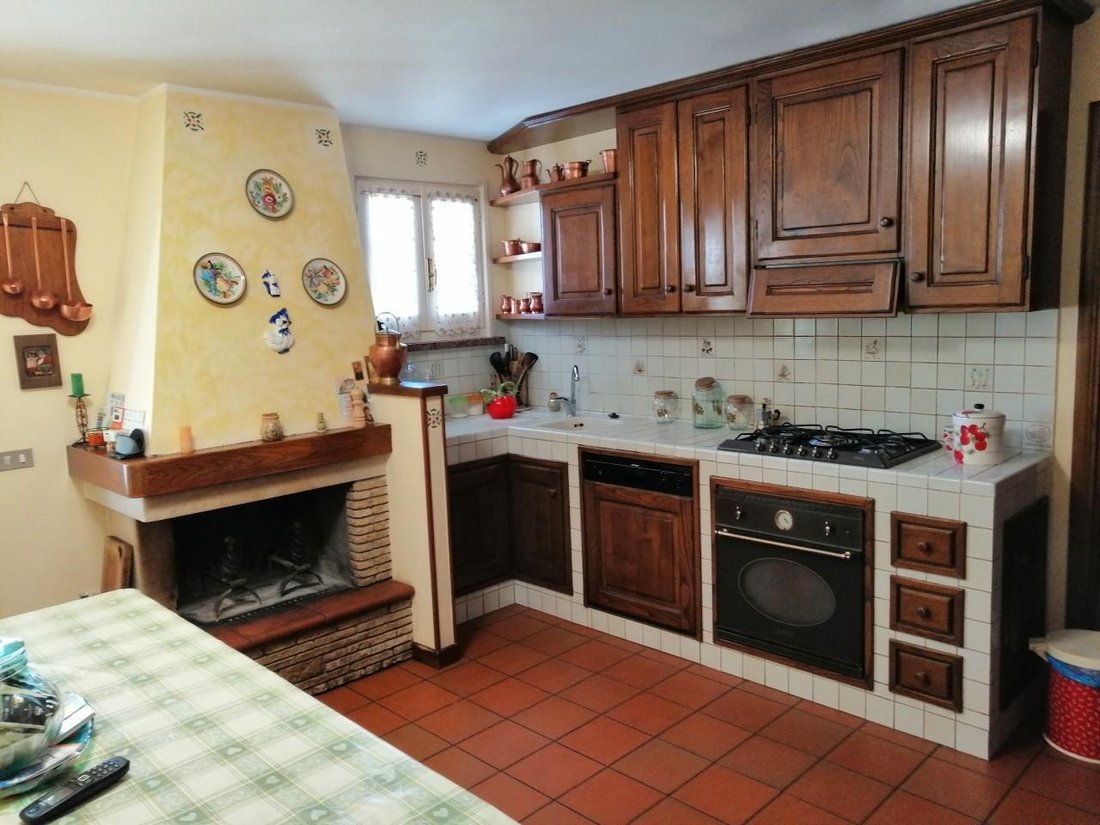 Villa in Center, Vinci, Tuscany 1 - 16663364