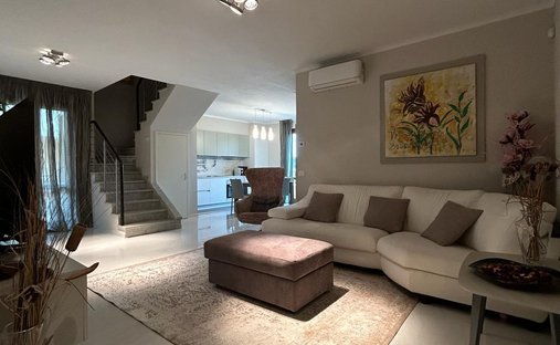 Penthouse in Historic Center, Empoli, Tuscany 1