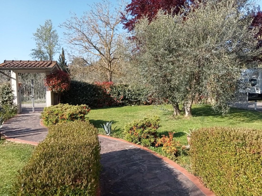 Villa in Monterappoli, Empoli, Tuscany 1 - 16663677