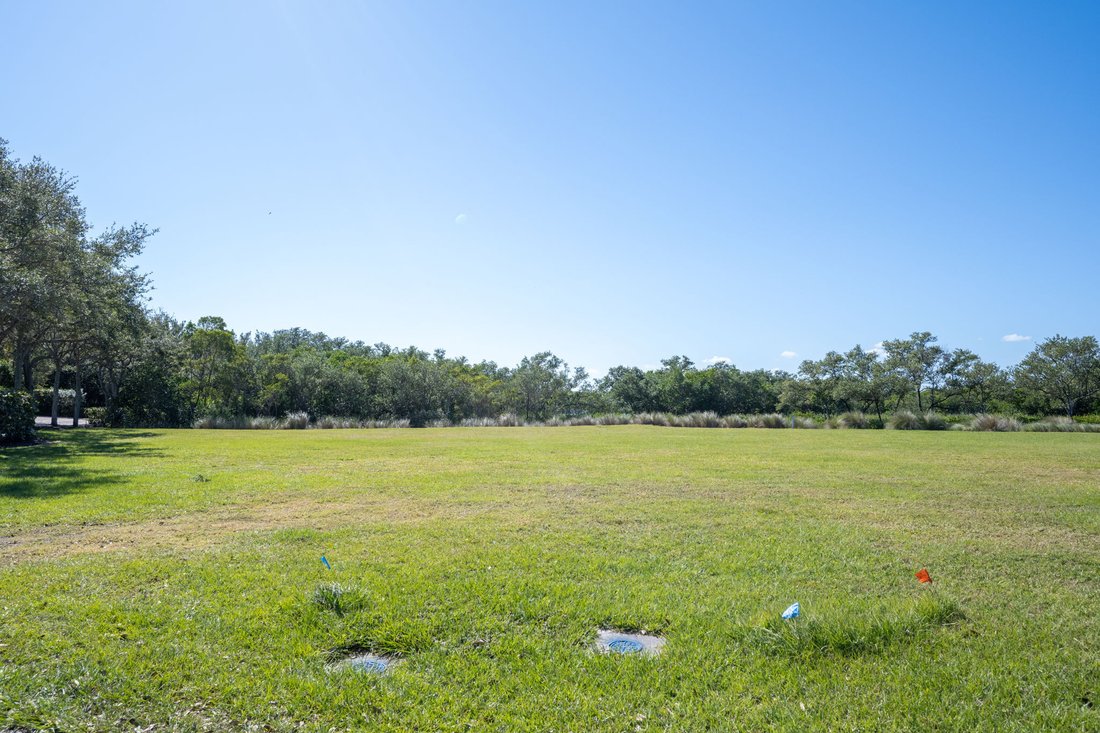 Land in Vero Beach, Florida, United States 5 - 16665186