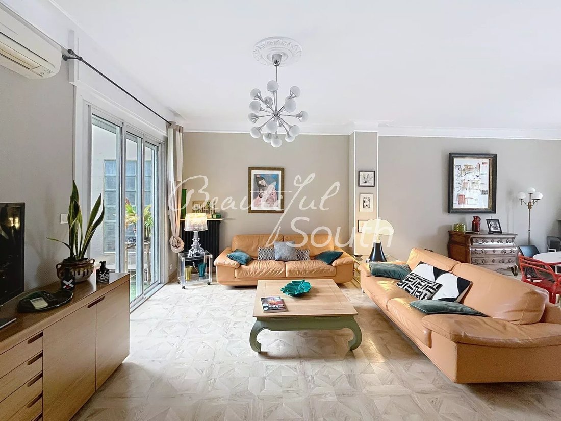 Townhouse in Gare, Perpignan, France 2 - 16663725
