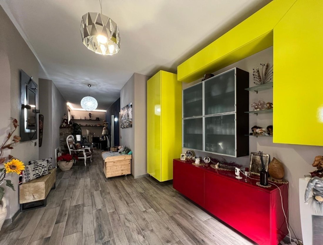 Apartment in Historic Center, Empoli, Tuscany 2 - 16663438