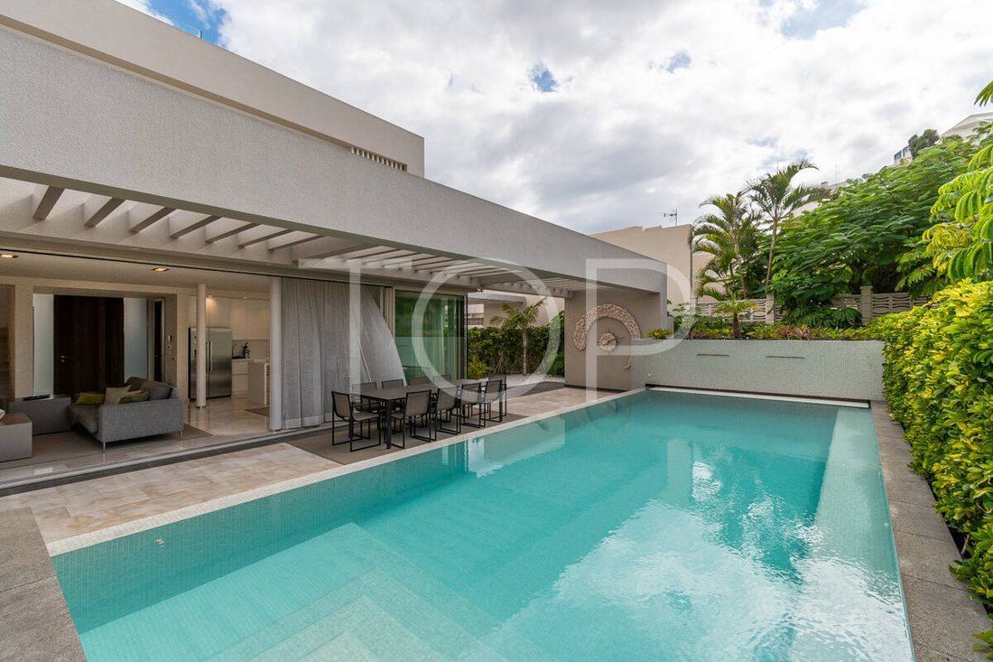 Villa in Playa de las Americas, Canary Islands, Spain 1 - 16666062