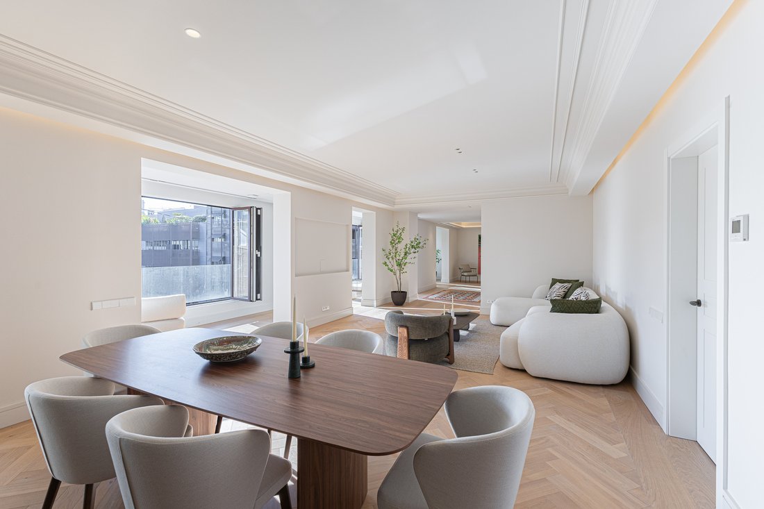 Apartment in Eixample, Barcelona, Spain 2 - 15055513