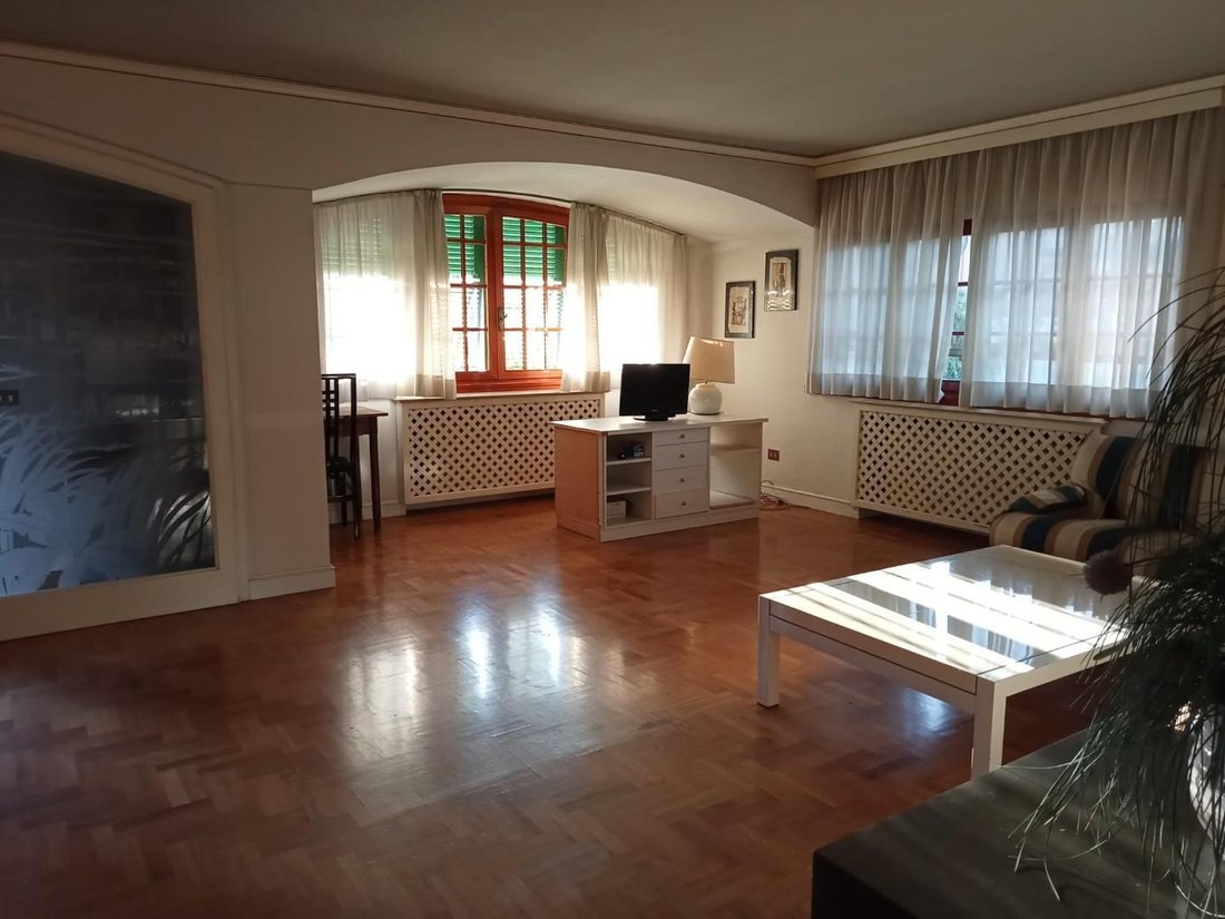 Villa in Historic Center, Empoli, Tuscany 2 - 16663563