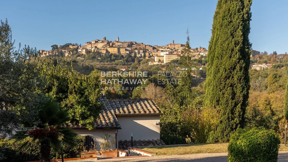 Villa in Montepulciano, Tuscany, Italy 4 - 16663640