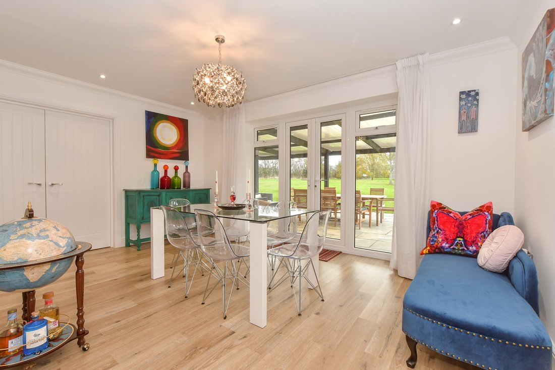 House in Ashford, England, United Kingdom 5 - 16663430