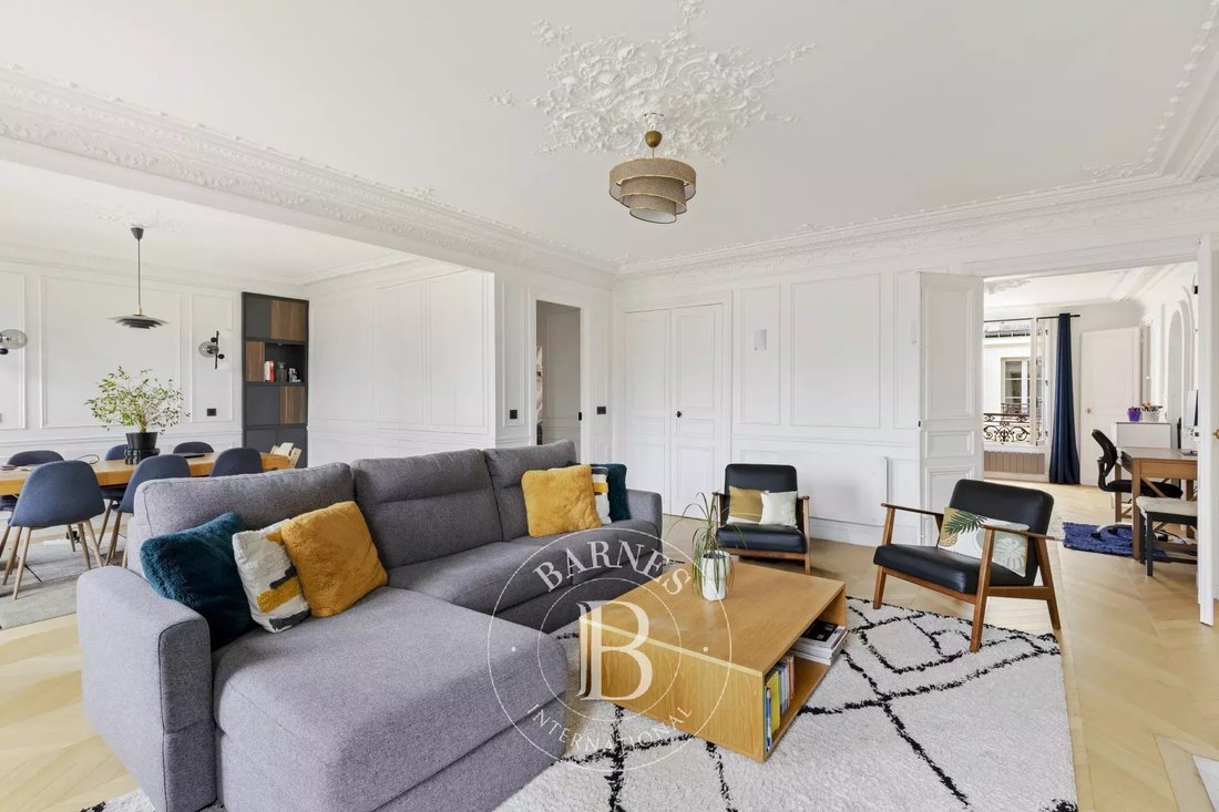 Apartment in Porte Saint Denis-Paradis, Paris 10e Arrondissement, Paris 3 - 16661950