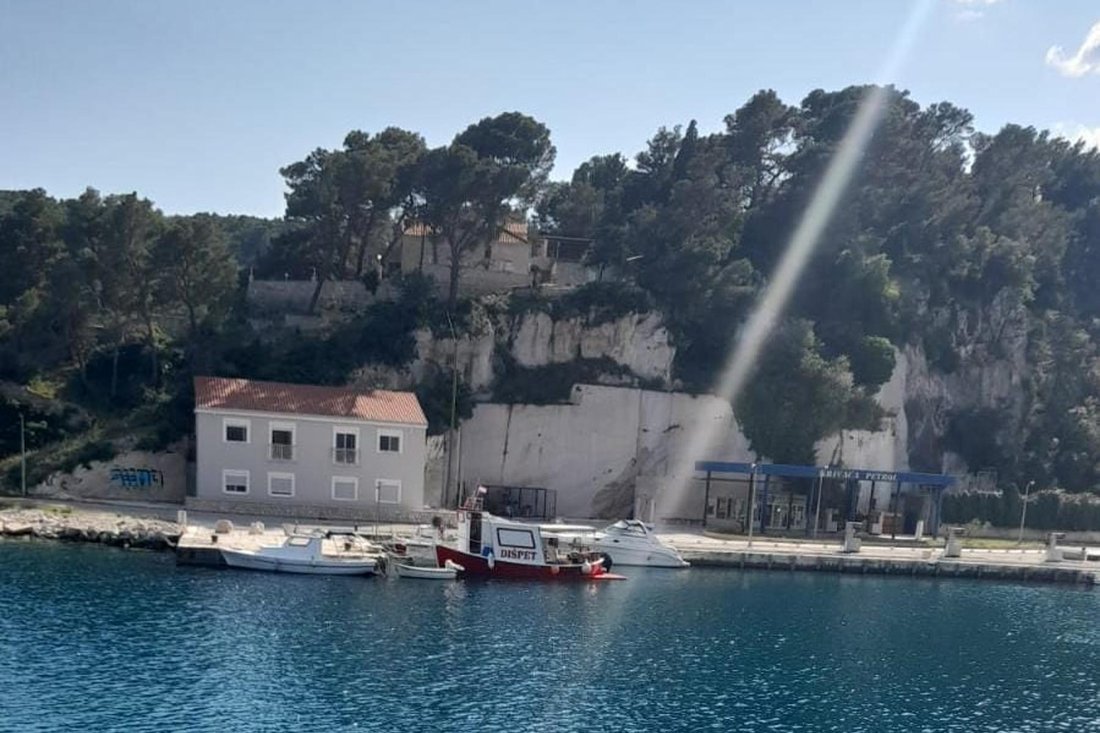 Villa in Sumartin, Split-Dalmatia County, Croatia 2 - 16664025