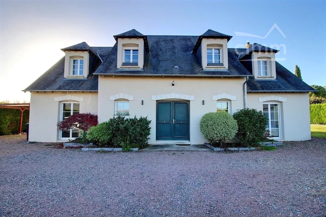 House in Saint-Roch, Centre-Val de Loire, France 1 - 16663860
