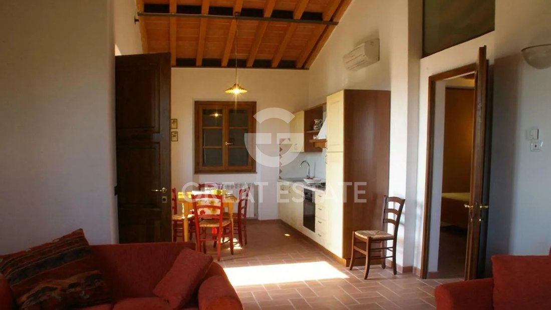 Estate in Volterra, Tuscany, Italy 2 - 16663370
