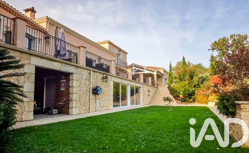 Castle for Sale in Marmande, Nouvelle-Aquitaine, France