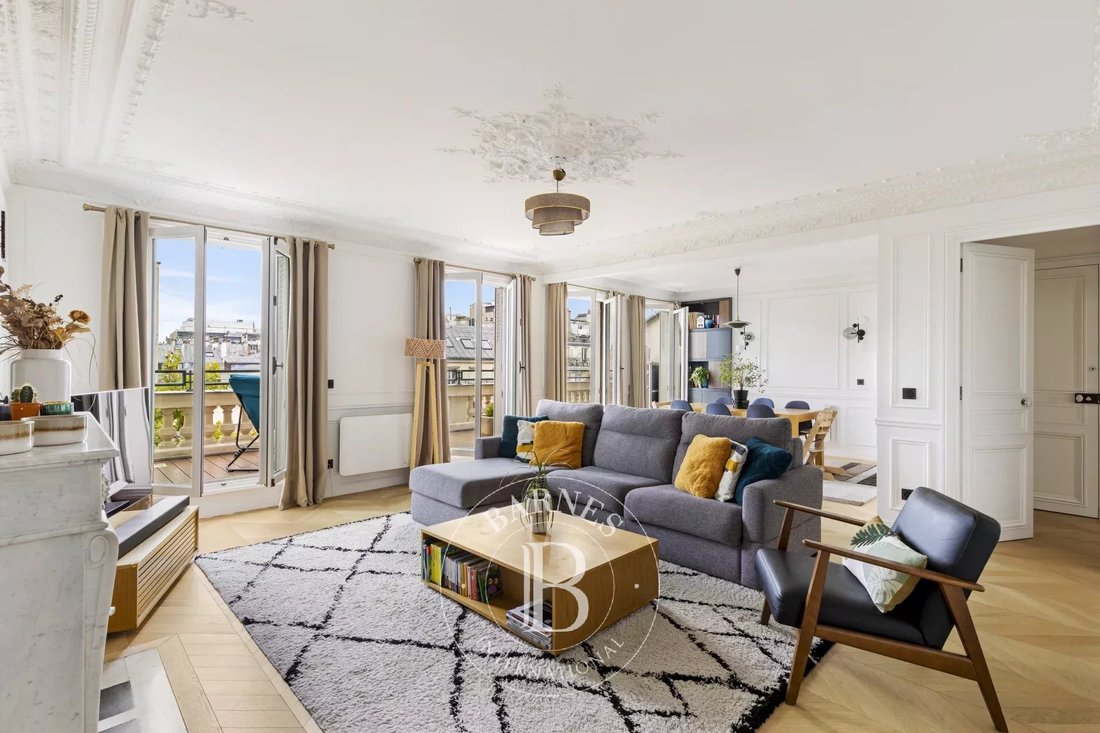 Apartment in Porte Saint Denis-Paradis, Paris 10e Arrondissement, Paris 2 - 16661950