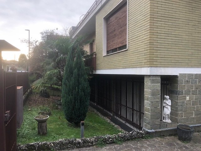 House in Paderno Dugnano, Lombardy, Italy 1 - 16665020