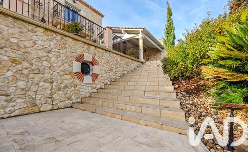 Castle for Sale in Marmande, Nouvelle-Aquitaine, France