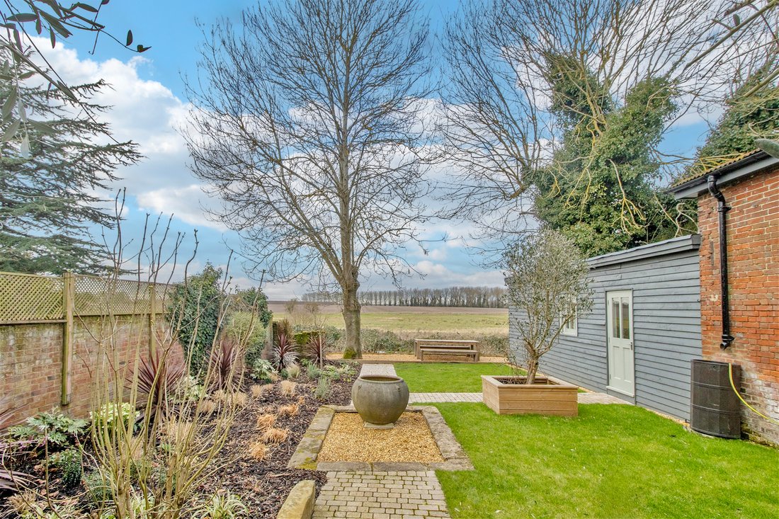 House in Wingham, England 2 - 16663458