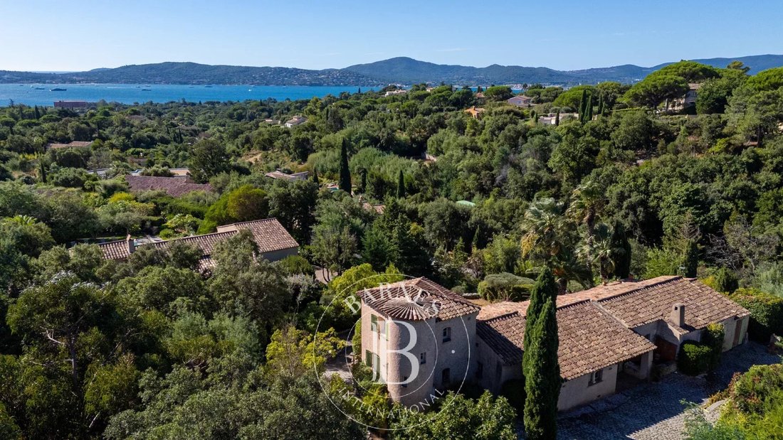 House in Grimaud, Provence-Alpes-Côte d'Azur, France 3 - 16661469