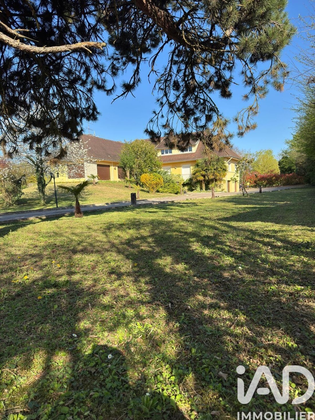 House in Cannes-Écluse, Ile-de-France, France 1 - 16663020