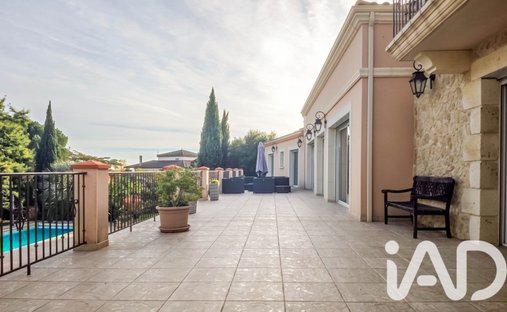 Castle for Sale in Marmande, Nouvelle-Aquitaine, France