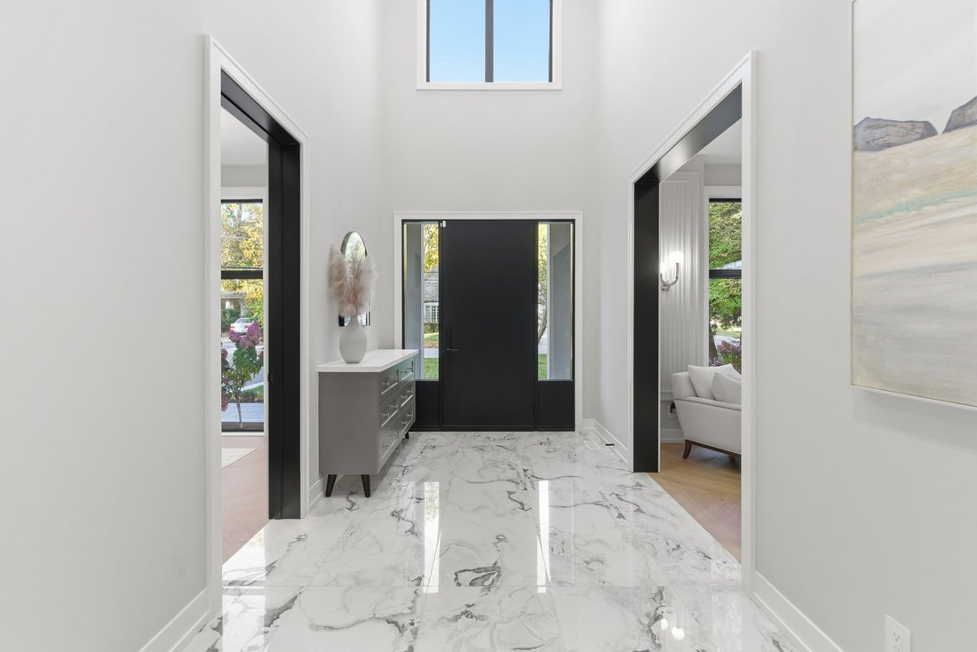 House in Mississauga, Ontario, Canada 5 - 16663047