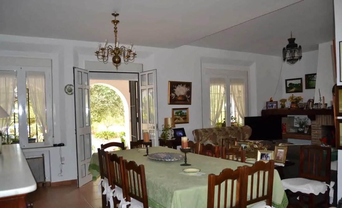 Finca in El Bosque, Andalusia, Spain 4 - 16661935