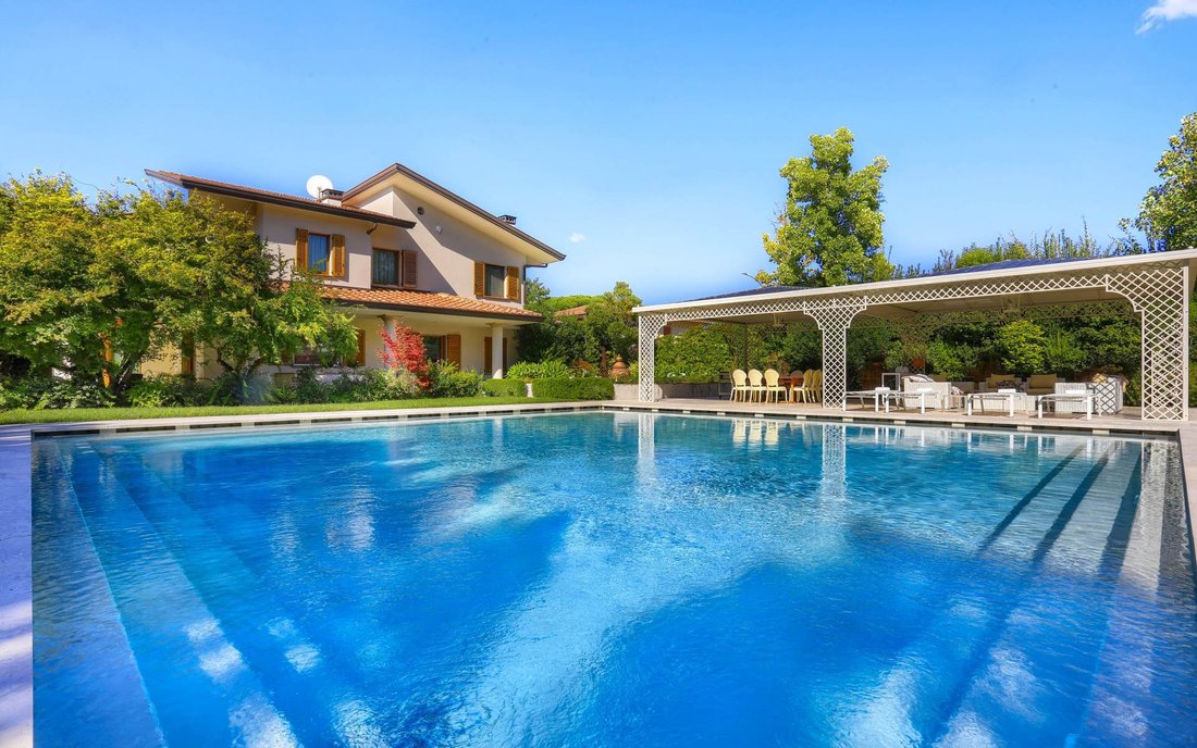 Villa in Ponsacco, Tuscany, Italy 3 - 16663945