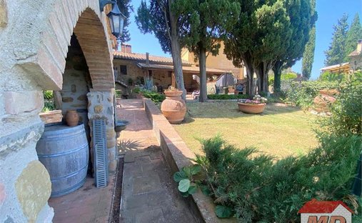 Castle for Sale in San Casciano In Val di Pesa, Tuscany, Italy