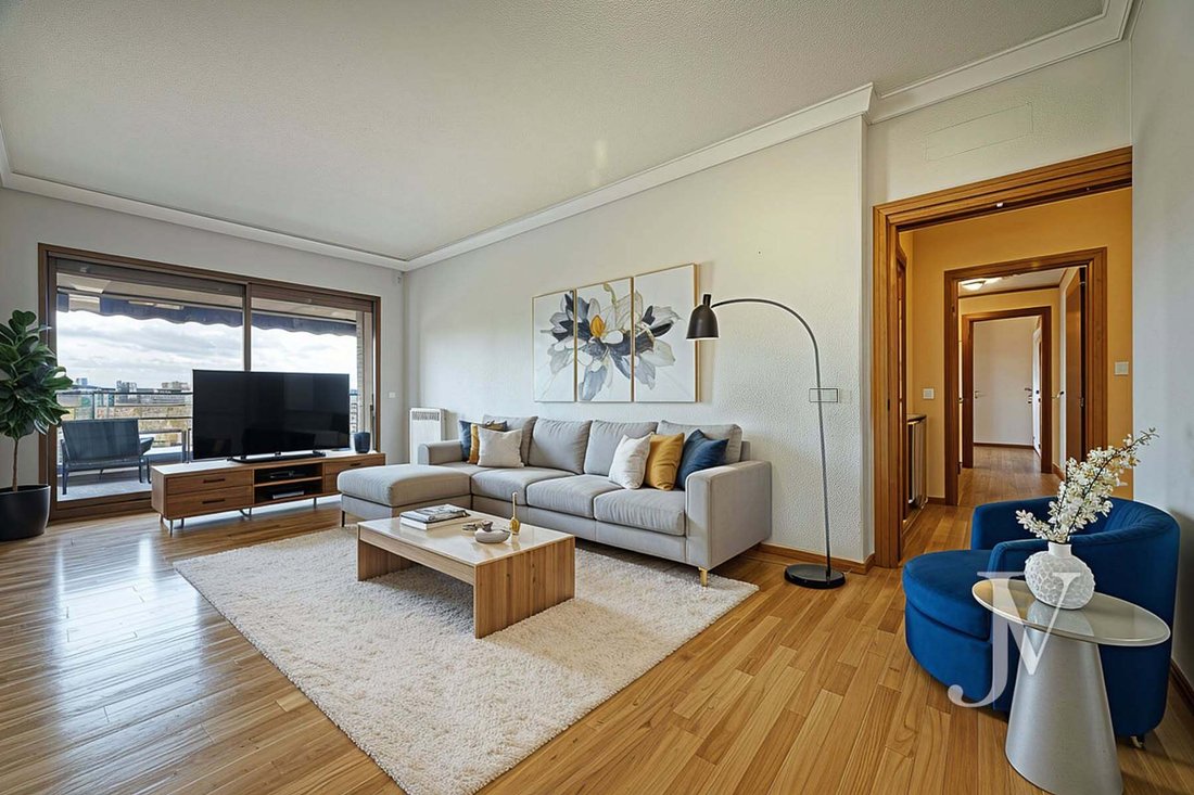 Apartment in Fuencarral-El Pardo, Madrid, Spain 2 - 16662088