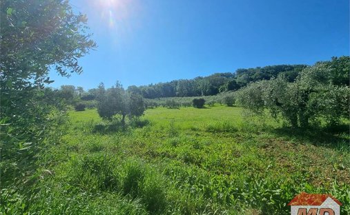 Castle for Sale in Montespertoli, Tuscany, Italy