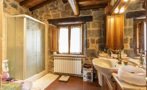 Castle for Sale in Castiglione d'Orcia, Tuscany, Italy