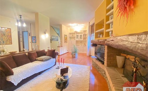 Castle for Sale in Montespertoli, Tuscany, Italy