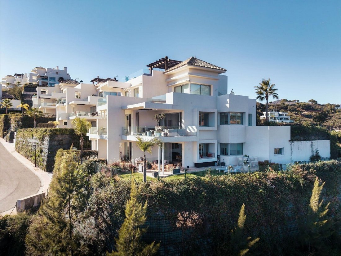 Apartment in Benahavis, Andalusia, Spain 4 - 16661904