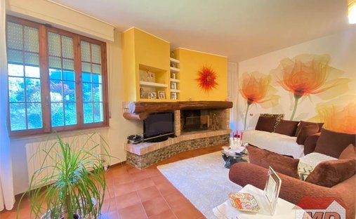 Castle for Sale in Montespertoli, Tuscany, Italy