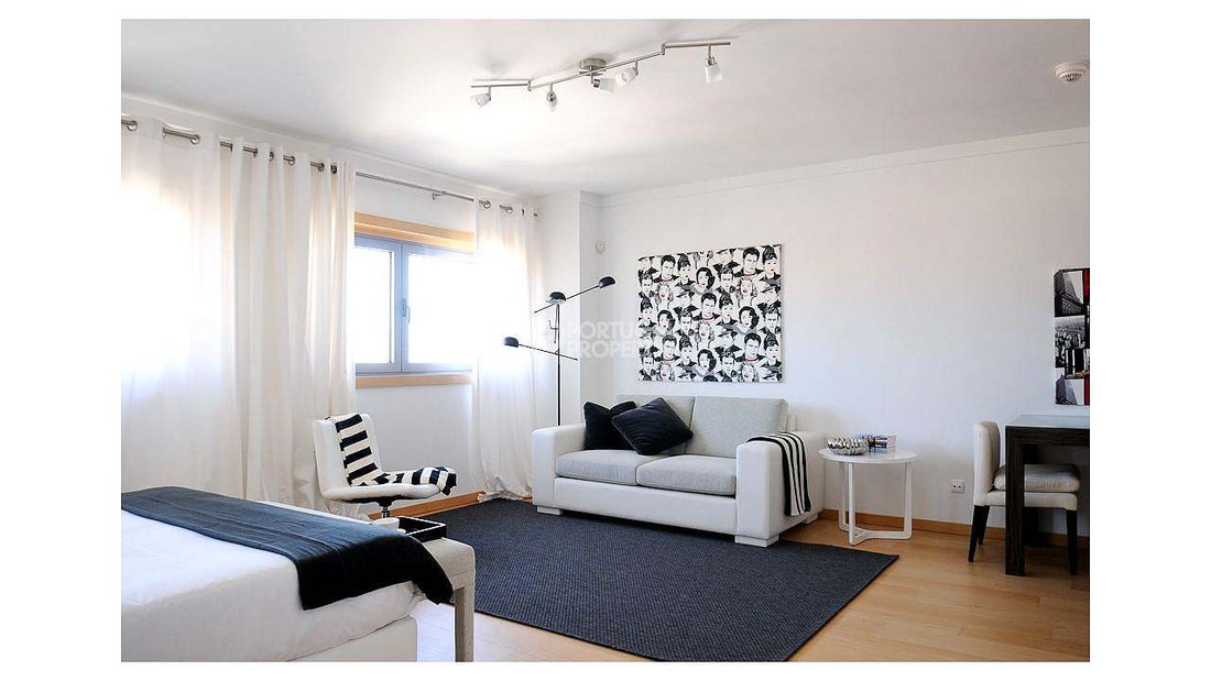 Apartment in Arroios, Lisbon, Portugal 5 - 16663374