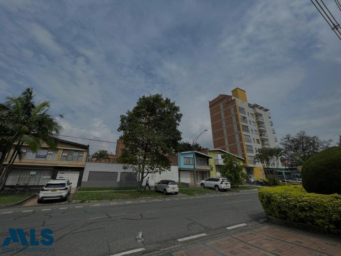 Land in Medellín, Antioquia, Colombia 2 - 16661830